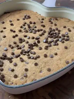 Peanut Butter Chocolate Chip Cookie Skillet