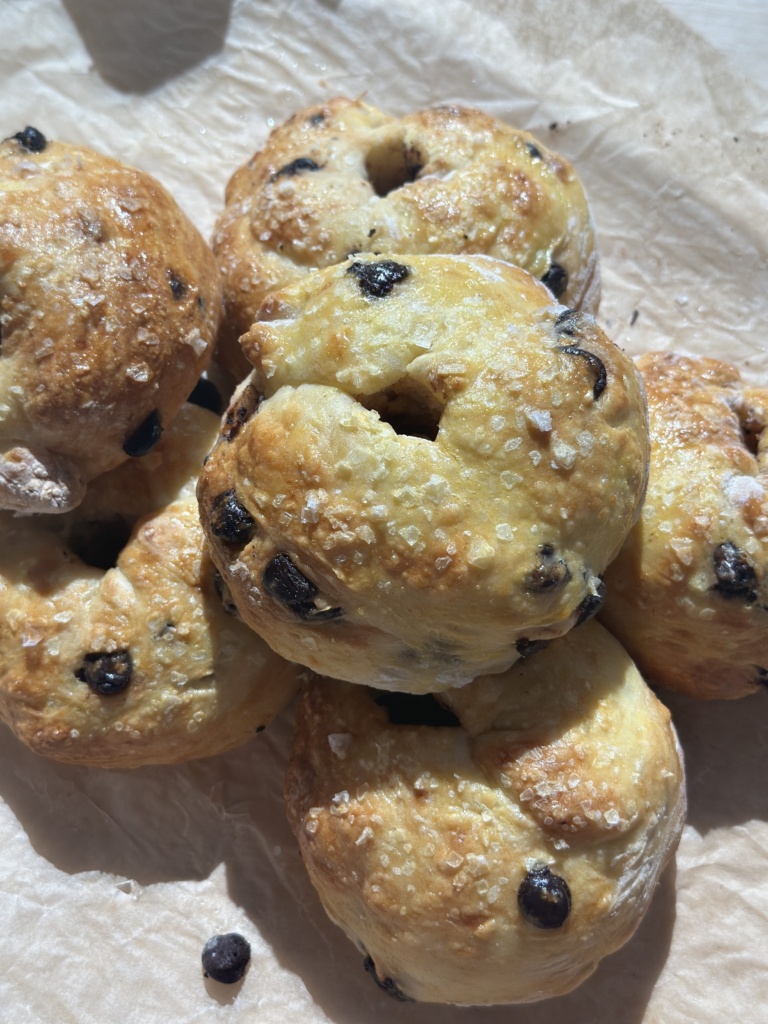 Chocolate Chip Cottage Cheese Bagels