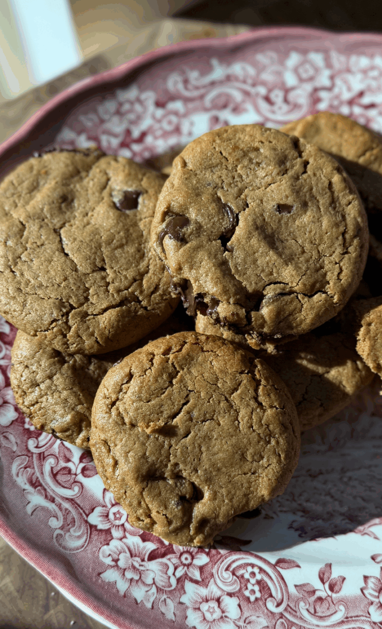 Flourless Peanut Butter Chocolate Chip Cookies
