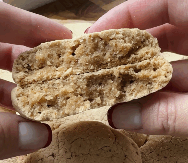 Maple Shortbread Cookies