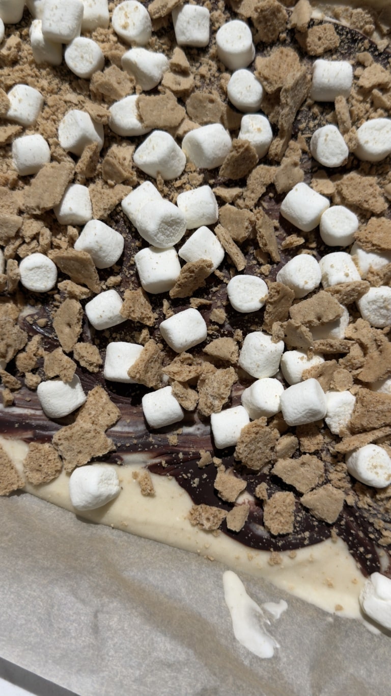 S’mores Yogurt Bark