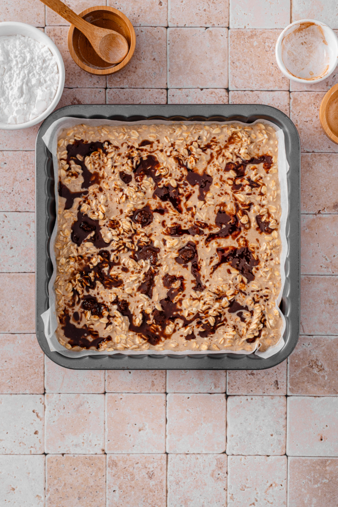 Cinnamon Roll Baked Oatmeal