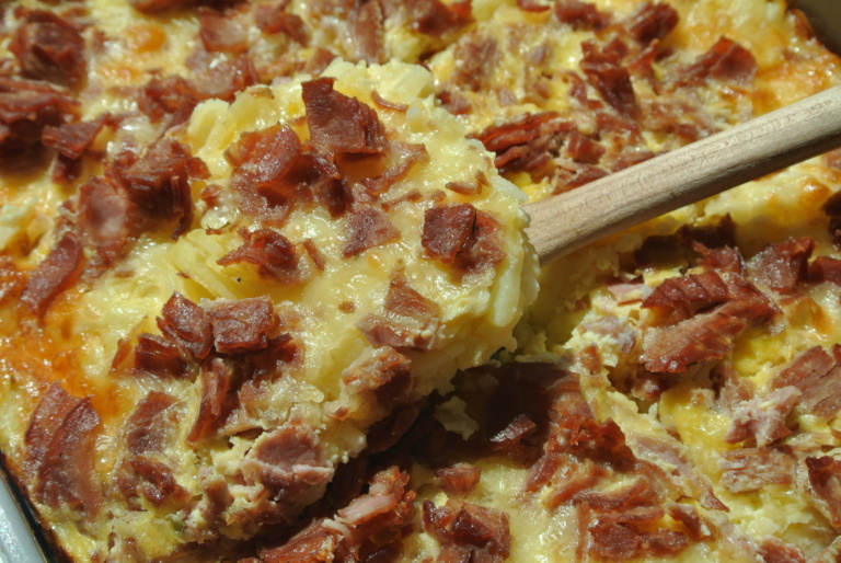 Cheesy Hash Brown Breakfast Casserole