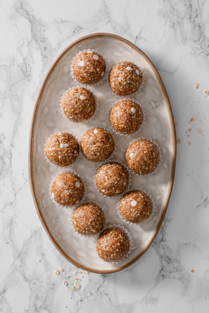 Oatmeal Cream Pie Protein Bites