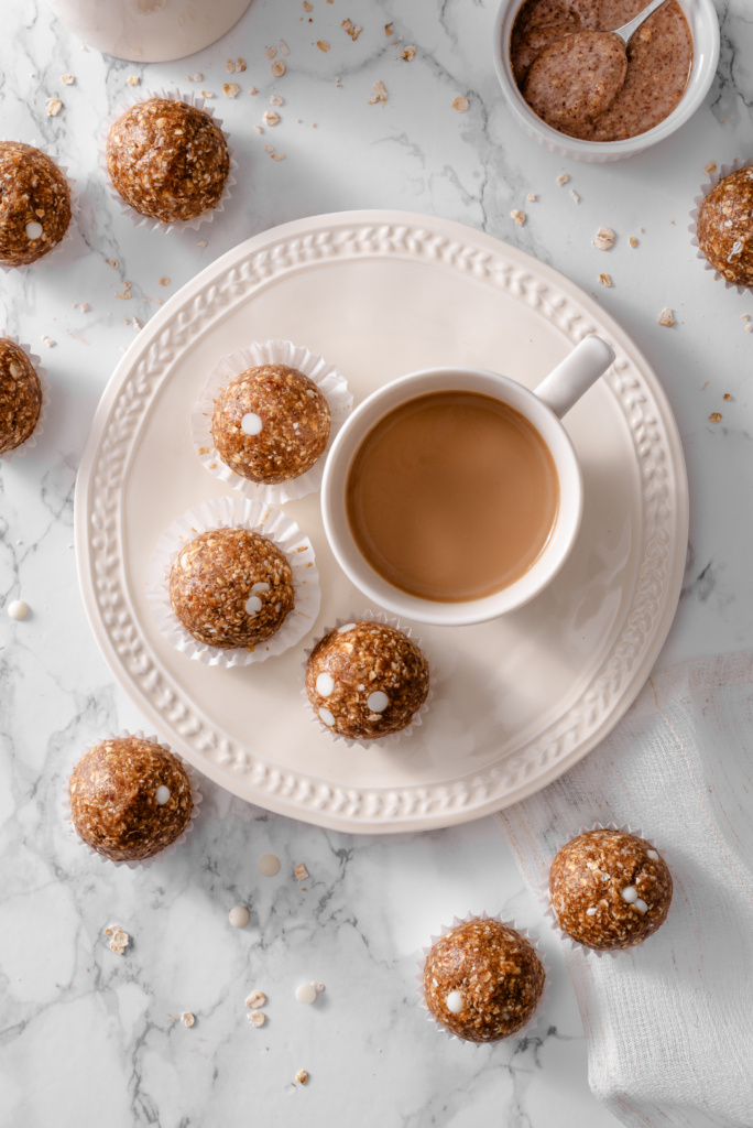 Oatmeal Cream Pie Protein Bites