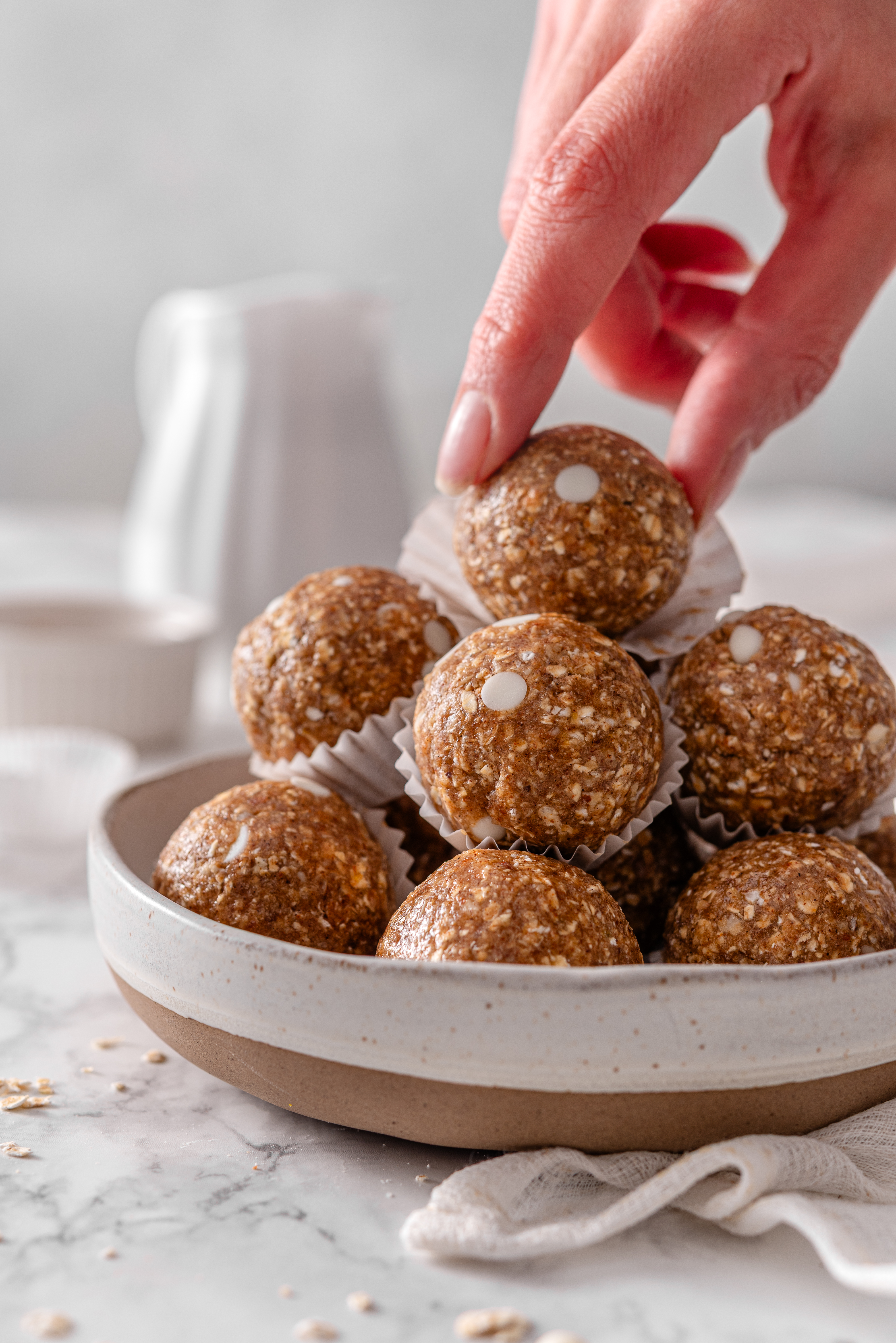 Oatmeal Cream Pie Protein Bites