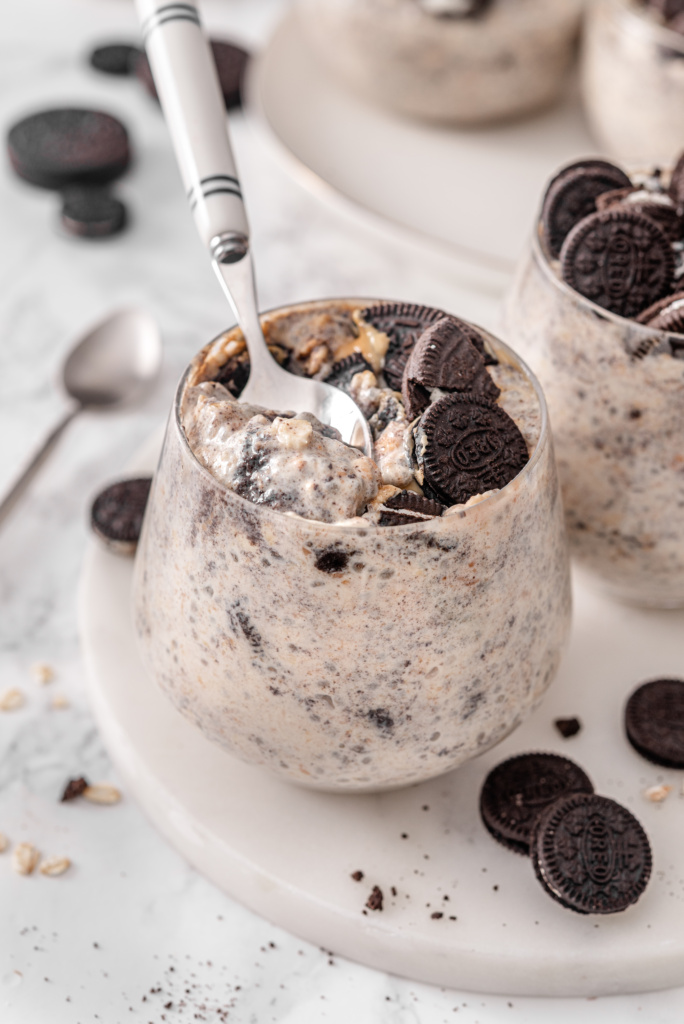 cookies and cream overnight oats