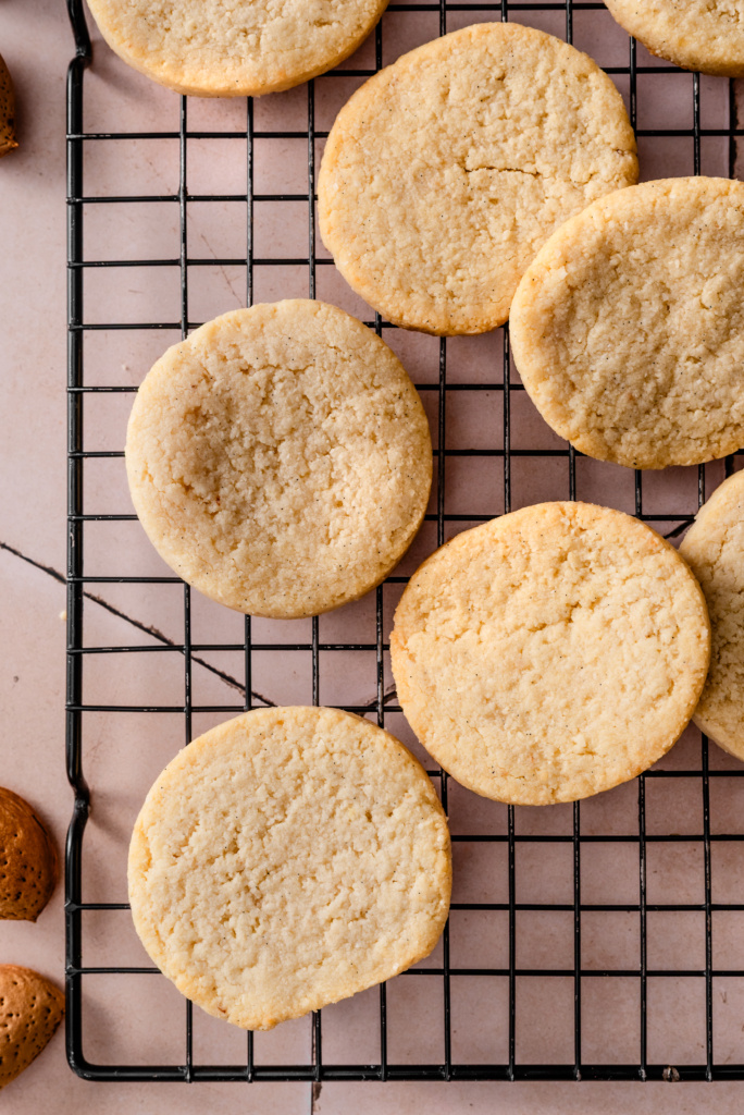 Almond Shortbread Cookies