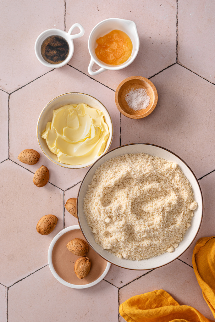 Almond Shortbread Cookies
